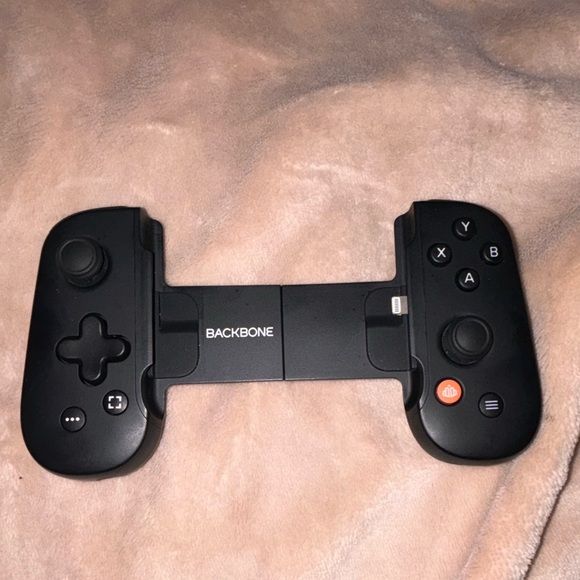 Backbone game lightening controller (phones and tablet compatible) Xbox/mobile - Picture 3 of 6